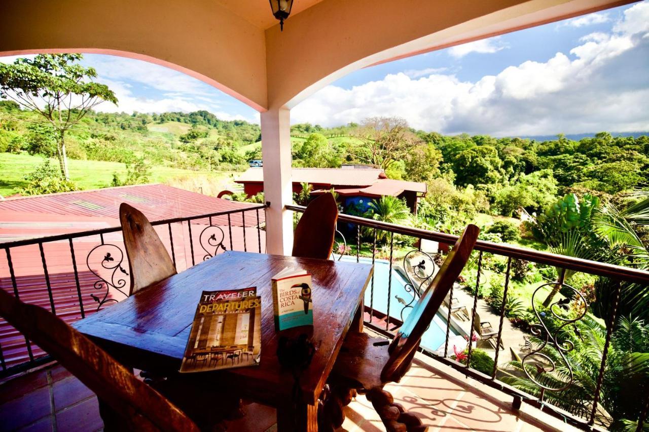 Toucan Lane Hotel And Restaurant Nuevo Arenal Exterior photo