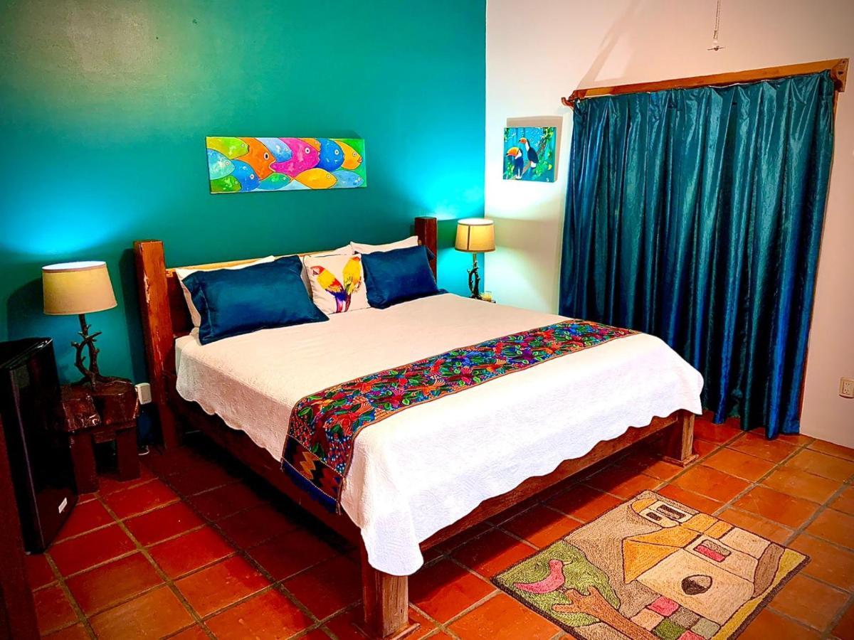 Toucan Lane Hotel And Restaurant Nuevo Arenal Exterior photo