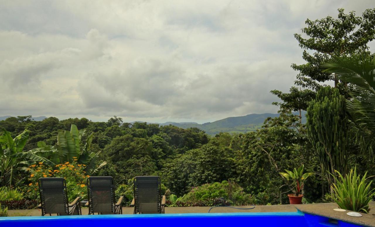 Toucan Lane Hotel And Restaurant Nuevo Arenal Exterior photo